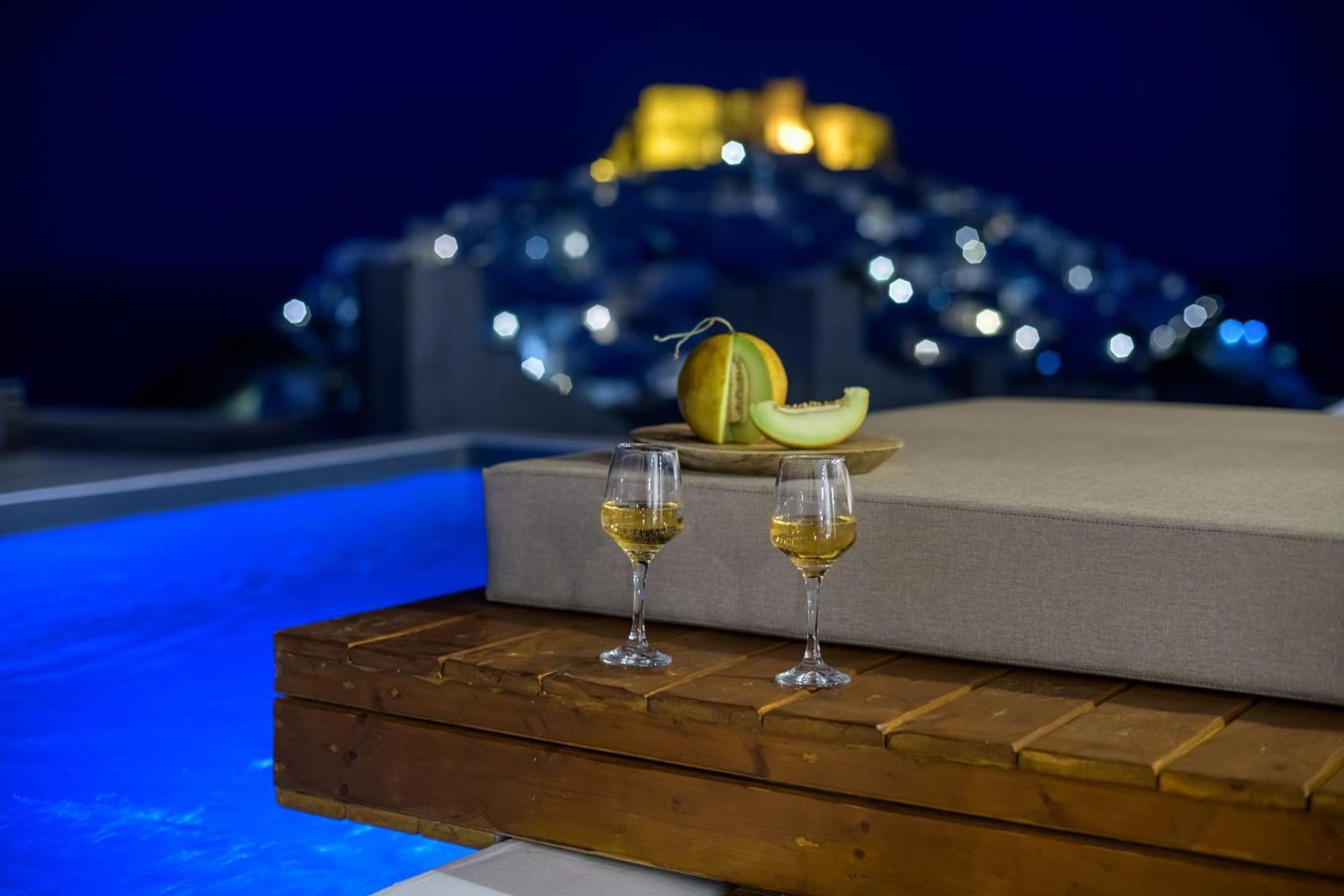 Oneiro Luxury Suites-Adults Only Astypálaia Exteriér fotografie